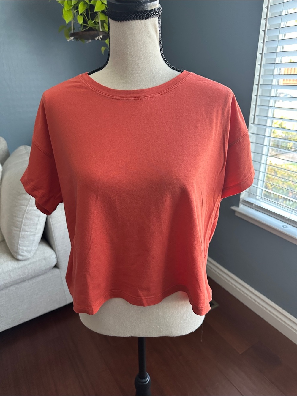 Lululemon Cates Tee.   Size 8